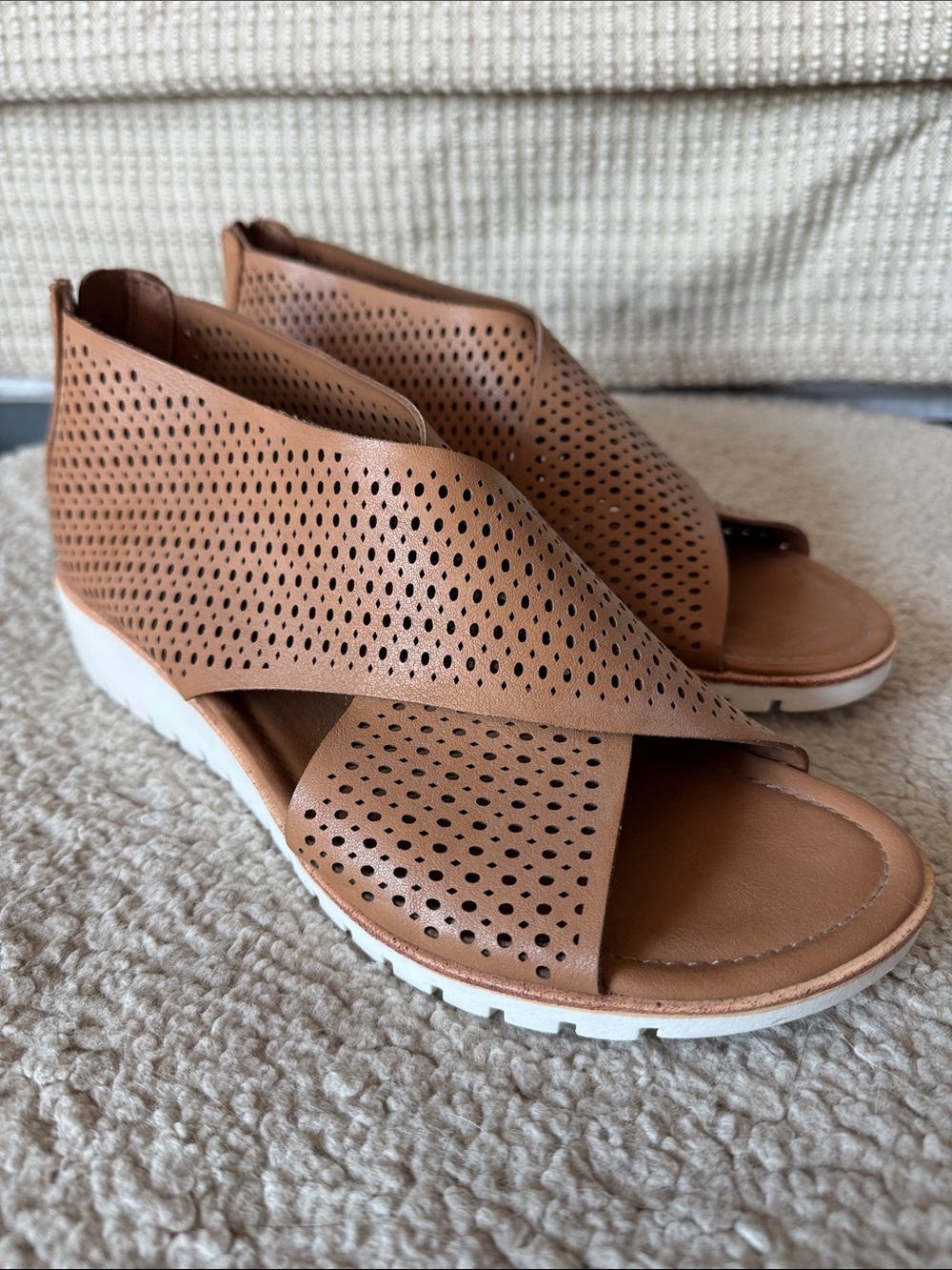 Brand NEW! Eurosoft Women’s Tan Perforated Crisscross Wedge Sandals